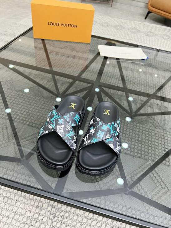 Picture of Louis Vuitton Slippers _SKULVsz38-46jyh0513849